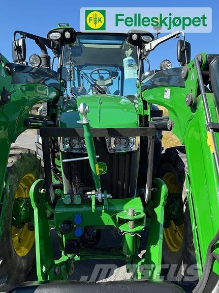 John Deere 5125R Tractoren