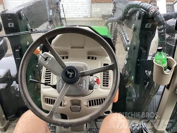 John Deere 6100m Tractoren
