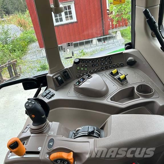 John Deere 6120M Tractoren