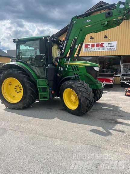John Deere 6130R Tractoren