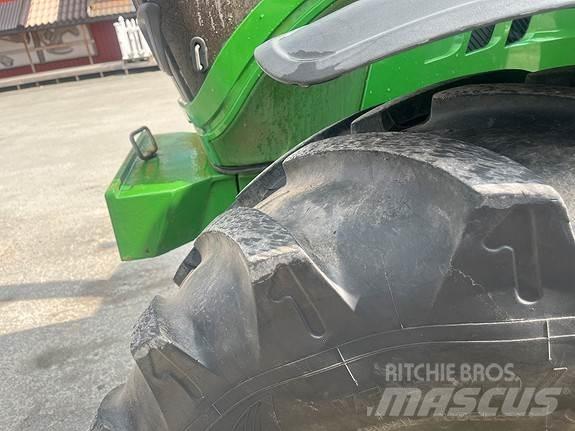 John Deere 6130R Tractoren