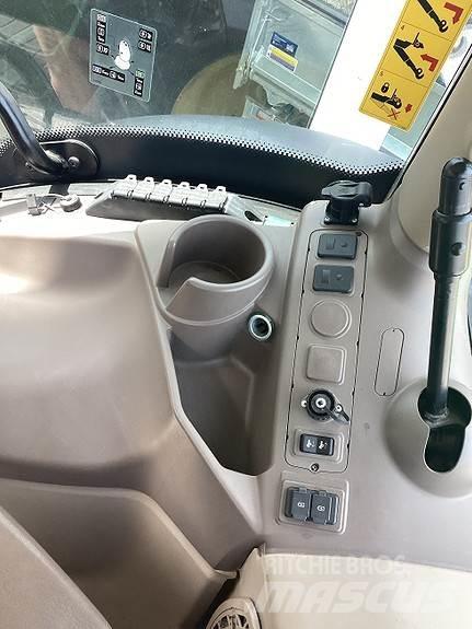 John Deere 6130R Tractoren