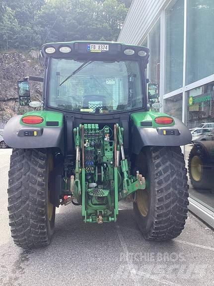 John Deere 6130R Tractoren