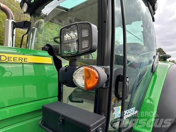 John Deere 6155R Tractoren