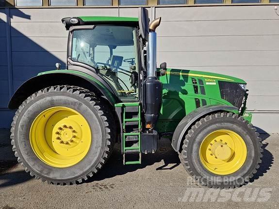 John Deere 6250R Tractoren