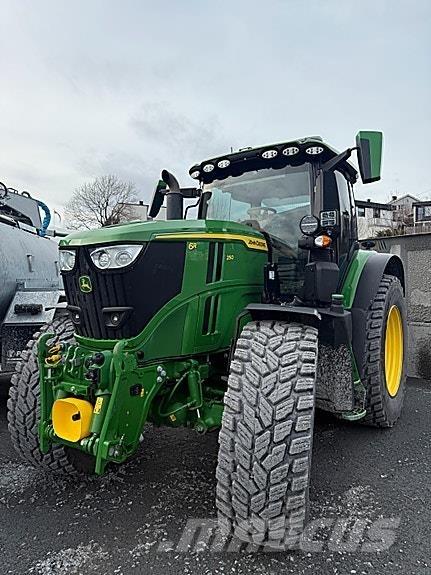 John Deere 6R 250 Tractoren