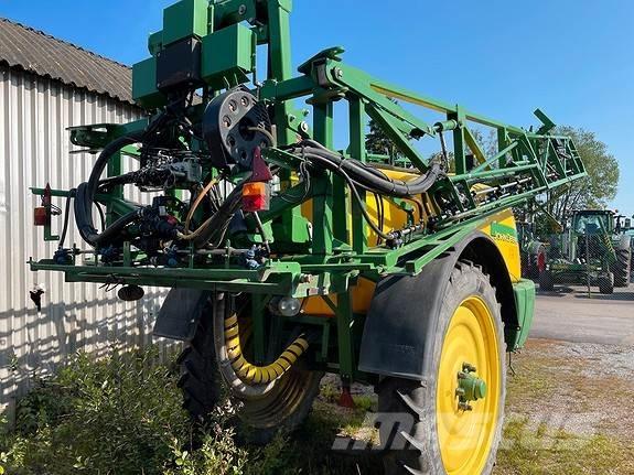 John Deere 740i Zelfrijdende spuitmachines