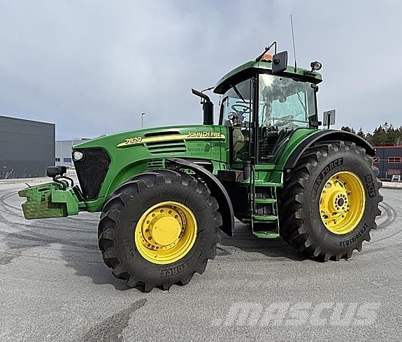 John Deere 7820 Tractoren