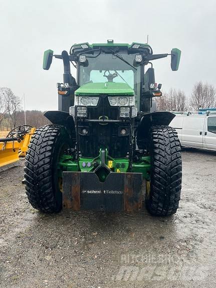 John Deere 7R330 Tractoren