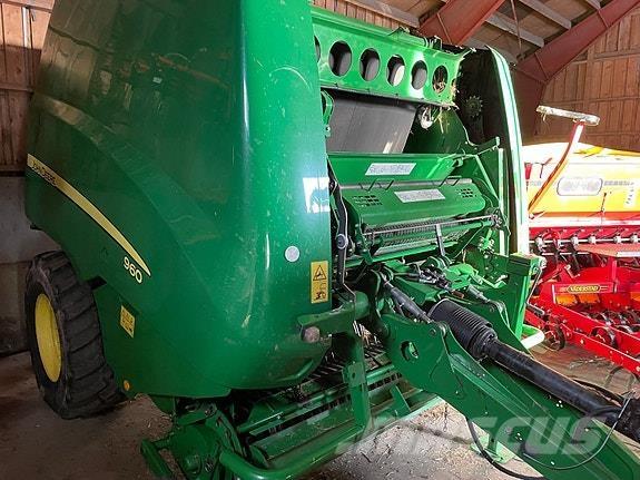 John Deere 960 Ronde-balenpersen