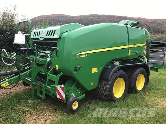 John Deere C441HR Ronde-balenpersen