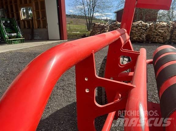 Kuhn RW1610 Ronde-balenpersen