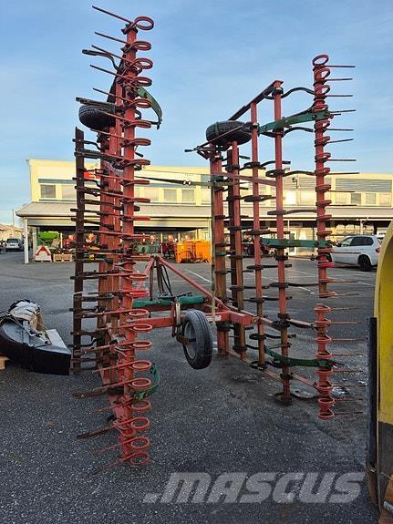 Kverneland  Overige grondbewerkingsmachines en accessoires