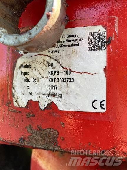 Kverneland PB-100 Wentelploegen