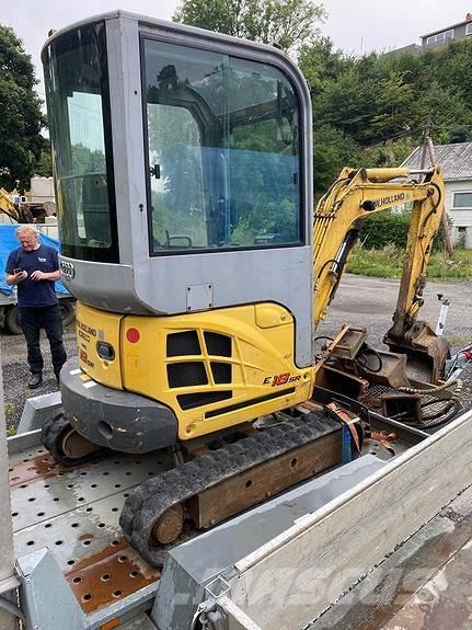 New Holland E18SR Minigraafmachines < 7t