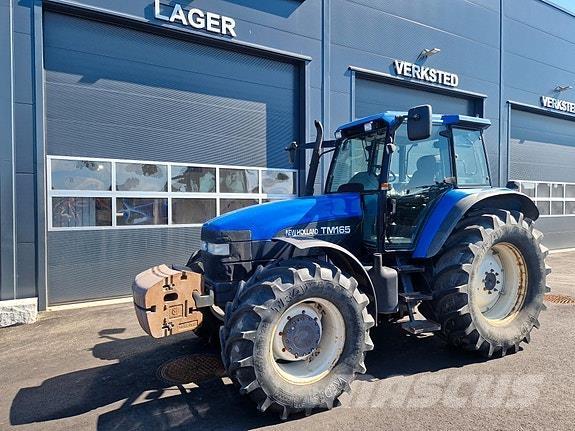 New Holland TM165 Tractoren