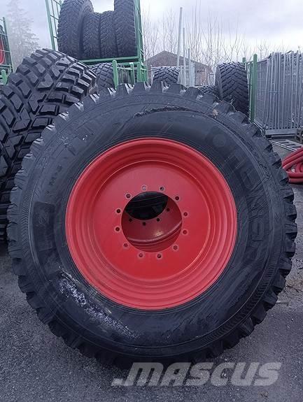 Nokian  Banden, wielen en velgen