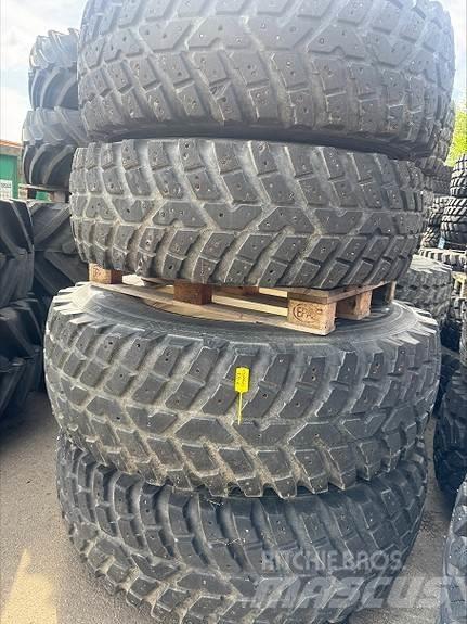 Nokian TRI 2 Banden, wielen en velgen