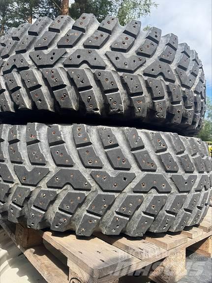 Nokian TRI 2 Banden, wielen en velgen