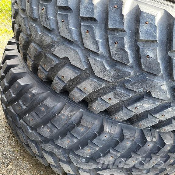 Nokian TRI 2 Banden, wielen en velgen