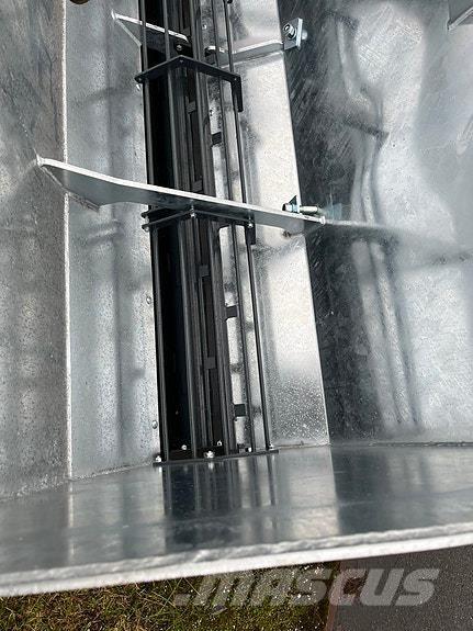 Sami SLH-2300 Overige wegenonderhoudsmachines