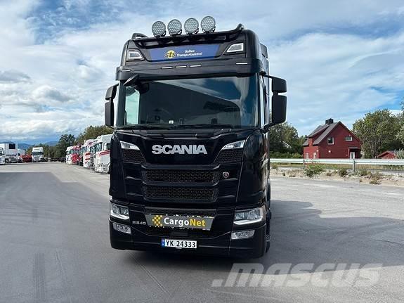 Scania R540A6x2NB Trekkers