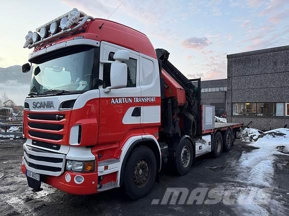 Scania R560 Vlakke laadvloer met kraan