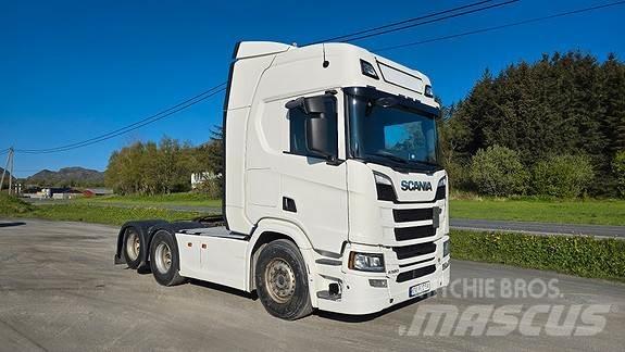 Scania R580A6x2NB Trekkers
