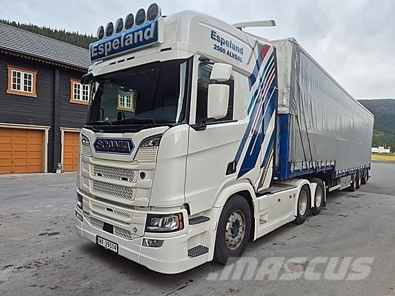 Scania R660A6X2NB Trekkers