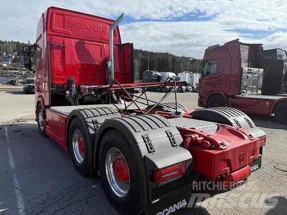 Scania R770 A6x4NB Trekkers
