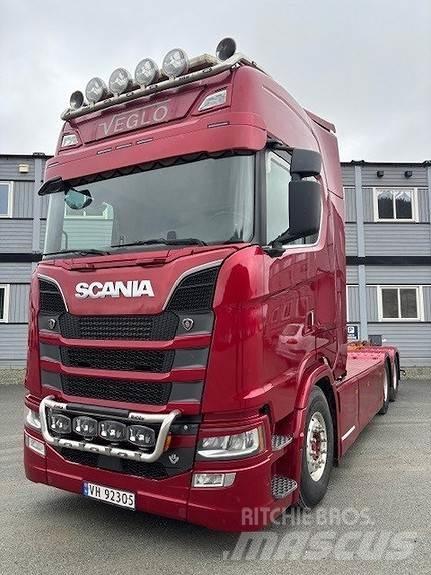 Scania S 580 Containertrucks met kabelsysteem