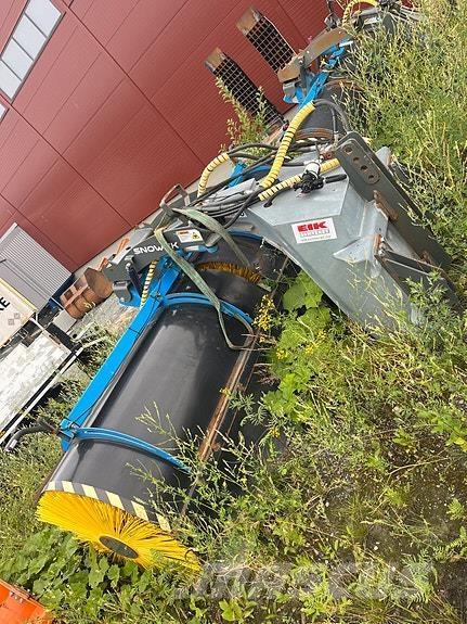 Snowek AH 330 Overige wegenonderhoudsmachines