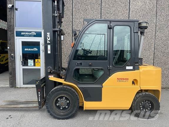 TCM FD40 Diesel heftrucks
