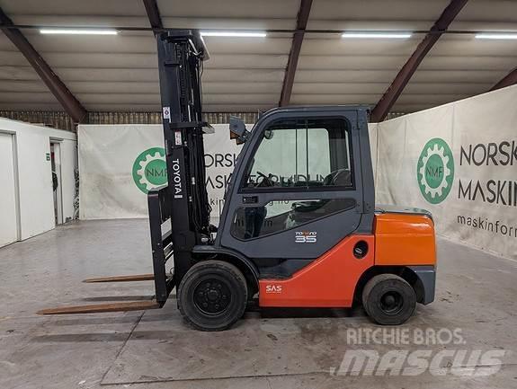 Toyota 52-8FDJF35 Diesel heftrucks