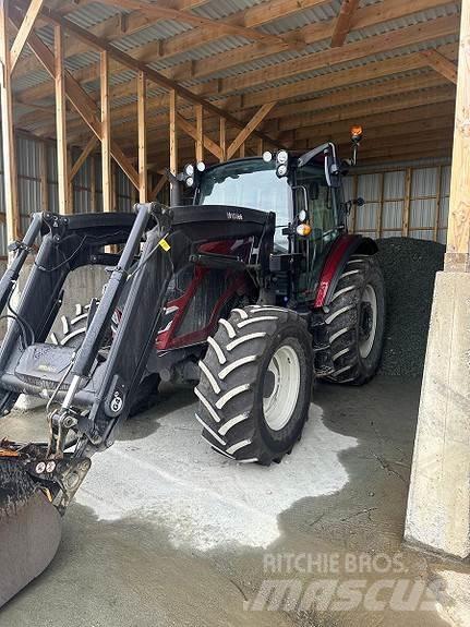 Valtra A105H4 Tractoren