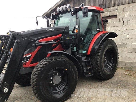 Valtra A115 Tractoren