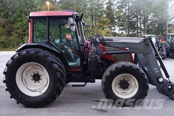 Valtra A85 Tractoren
