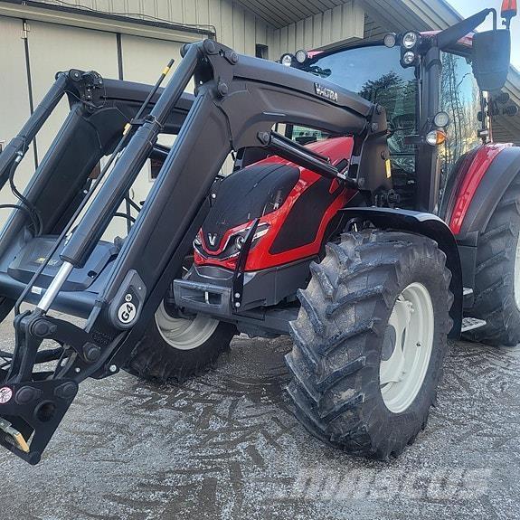 Valtra G 125 Aktiv Tractoren