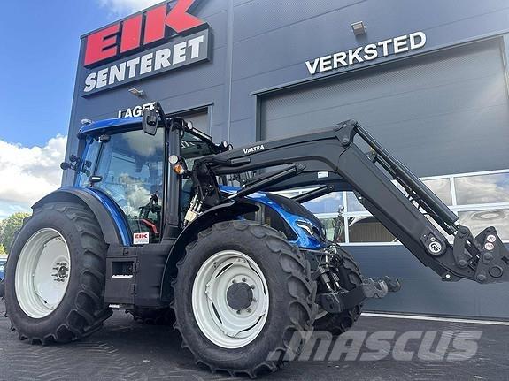 Valtra G135 Activ Tractoren