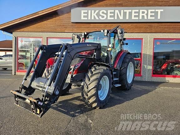 Valtra G135 Active Tractoren