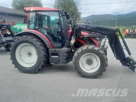 Valtra G135 Active Tractoren