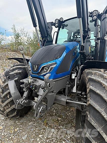 Valtra G135V Tractoren