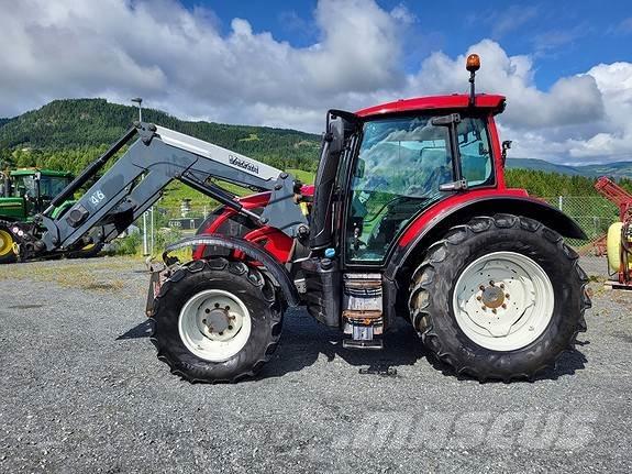 Valtra N 104 H5 Tractoren