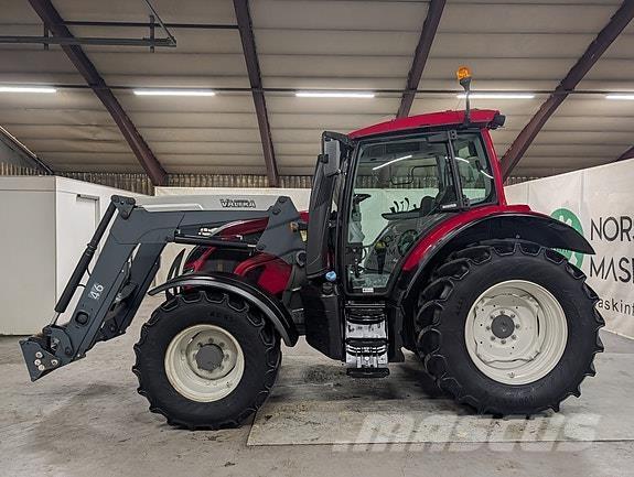 Valtra N104 Hitech Tractoren