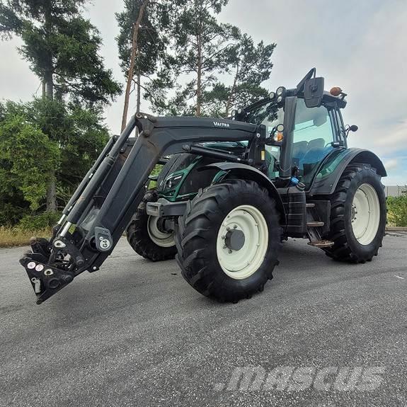 Valtra N114 Tractoren
