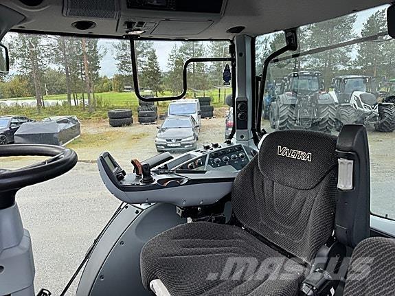 Valtra N134D Tractoren