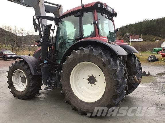 Valtra N154D Tractoren