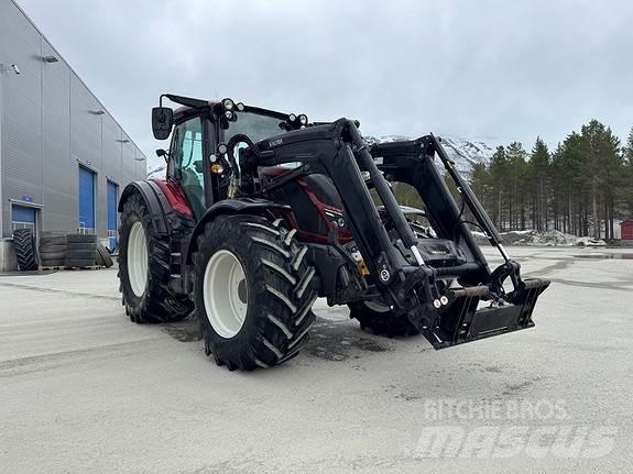 Valtra N174 Tractoren