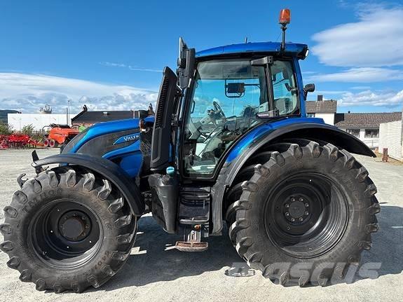 Valtra N174 Direct Tractoren