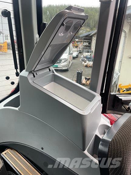 Valtra N174 Versu Tractoren